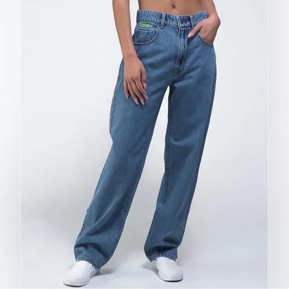 Empyre Tori Billie
Light Wash 5
Pocket Skate Denim
Jeans Streetwear size 2